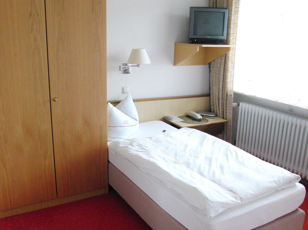 Hotel Olympia Bad Orb Habitación foto